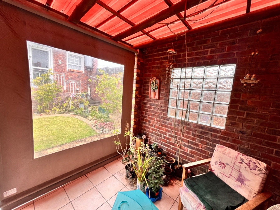 3 Bedroom Property for Sale in Wavecrest Eastern Cape